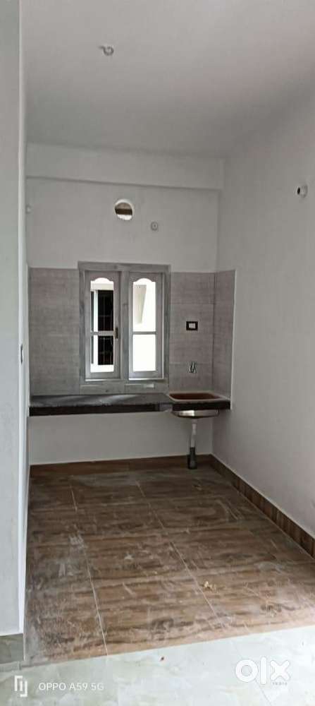1 BK for Rent at Dr Zakir Hussa Road near Downtown hospital: Girls/Wom
