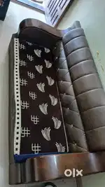 Brown Three-Seater Sofa Set in Good Condition
