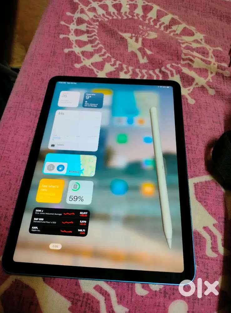 Apple I pad 5th Generation with Pen