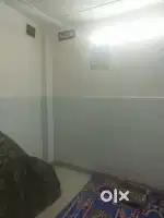 30 gaz me 1 bhk flat hai new bana hua hai mitter bhi laga hua hai