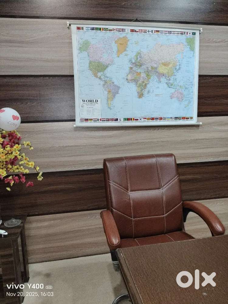 Need smart staff in immigration office sector 70