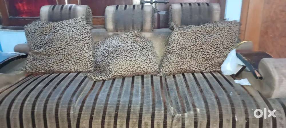 5 seater sofa