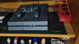 Ps4 with original EAFC25 & EAFC 24 with one controller for sale