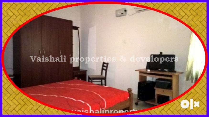 Furnished 3 bhk Upstairs of a House for RENT near Puthiyara