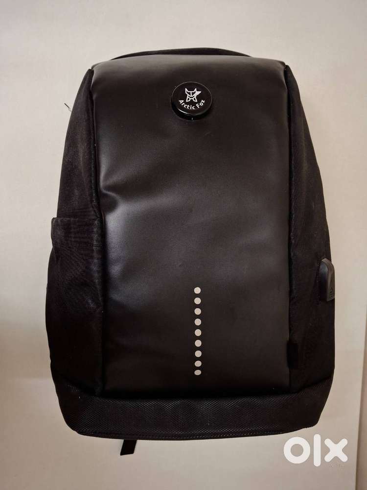 Anti-Theft Laptop Backpack- Like New Condition