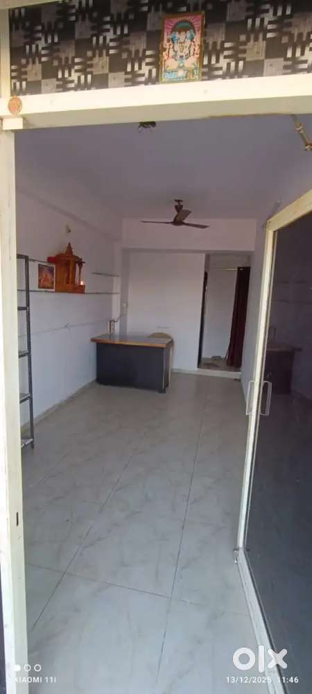 Rent or sale shop office