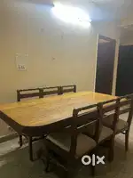 6 Seater dining table made from sheesham wood