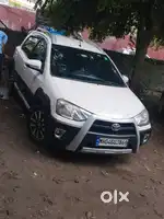 Etios Cross 2015      2.99.000