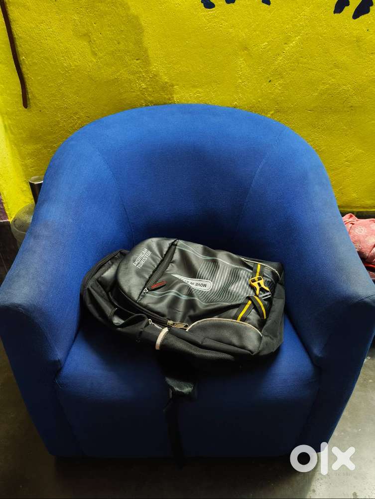 Sofa single seated