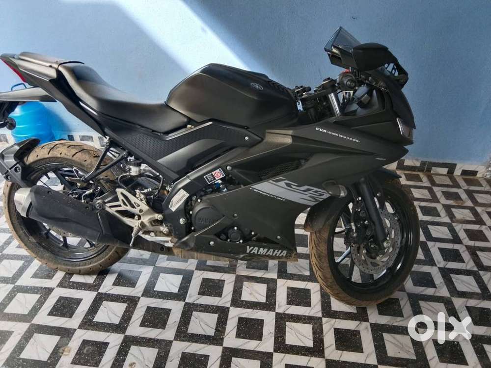 R15 Black Color