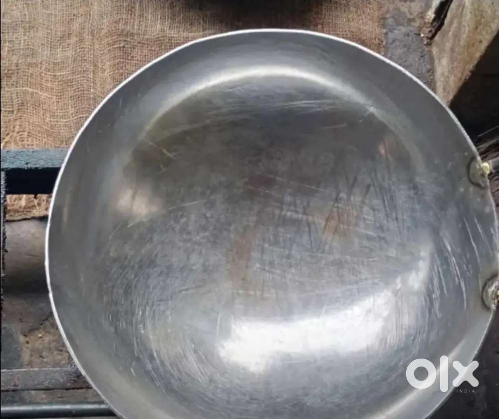 USED STEEL KI KADAI 24 INCH 20 KG 5000