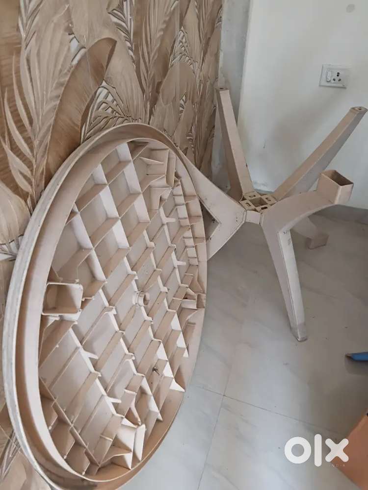 Round Table for sell