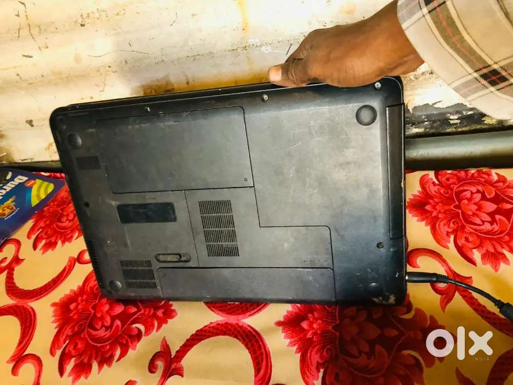 HP ka leptop he on nhi horha hai