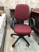 Computer Chair Good Condition. For kids ( Not for heavy adults)