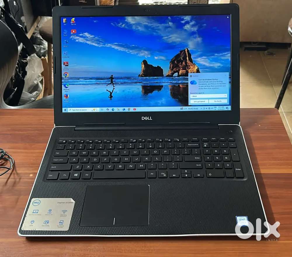 *Dell Inspiron 15 -3584 *Intel core i3 -7th Gen*•*8 GB RAM*
•