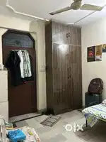 Roomate required in 1+1(1bhk) available. 20m frm laxmi nagar metro stn