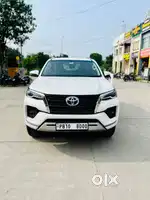 Toyota Fortuner 4X4 AT 2.8 Diesel, 2022, Diesel