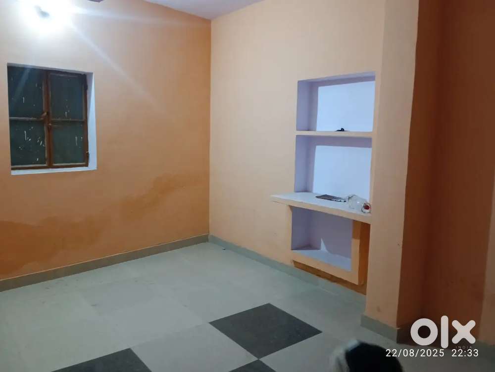 2 Room set at ground floor seperate portion