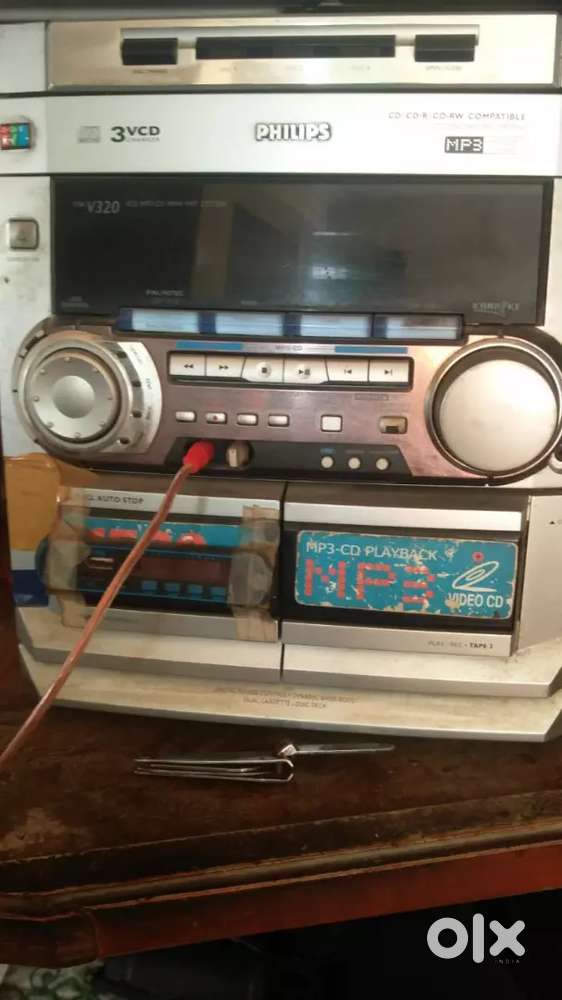 Philips music system good condition heavy bhutti goo