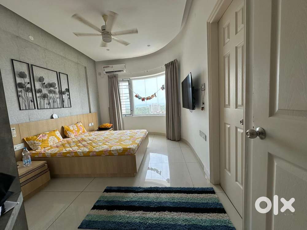 FULLY FURNISHED BRANDED APARTMENT FOR SALE IN AKKULAM TRIVANDRUM