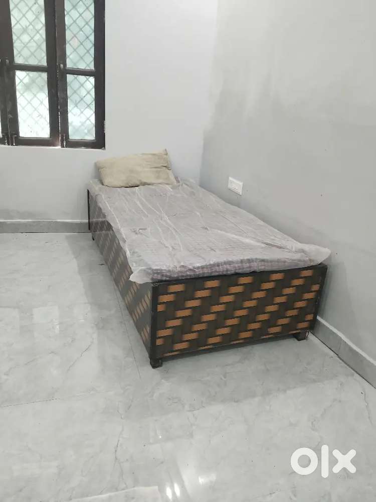 Furnished room