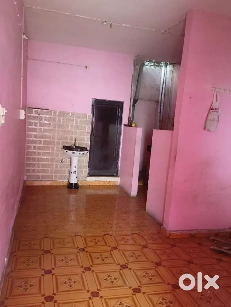 1 ROOM KITCHEN WITH BATH