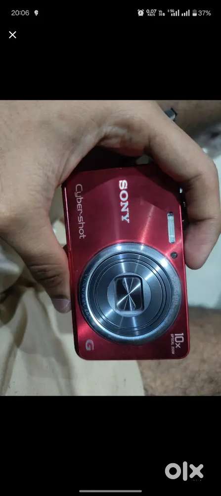 Sony Cyber-Shot DSC-WX150 – 18.2MP Minor Battery Door Issue