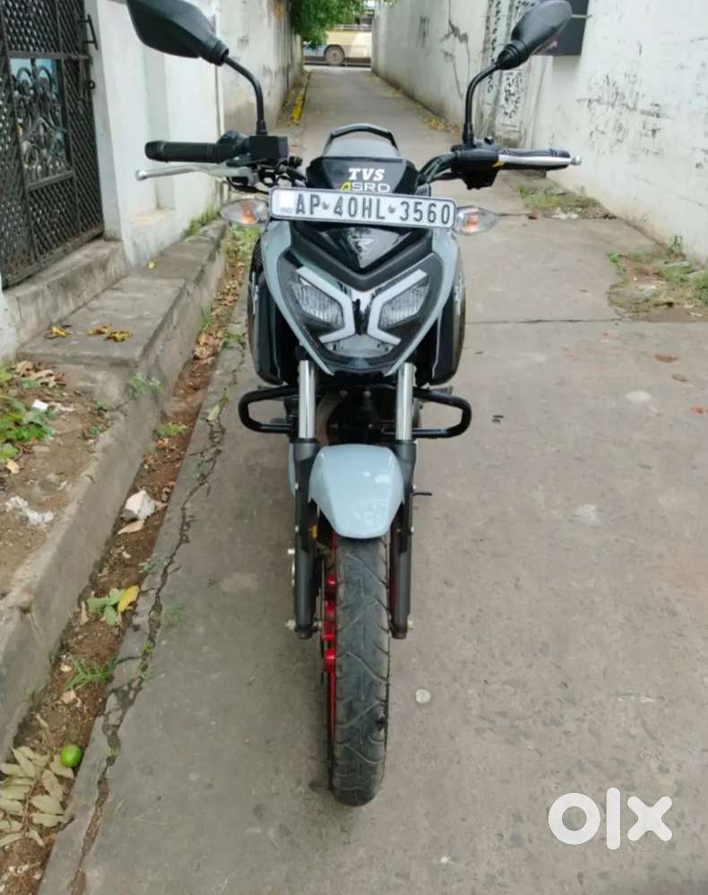 Looking good and neatly used