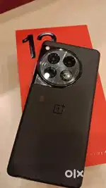 One plus 12 16 GBsecond hand  good conditionss with all accessories