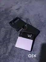 Samsung galaxy flip 4