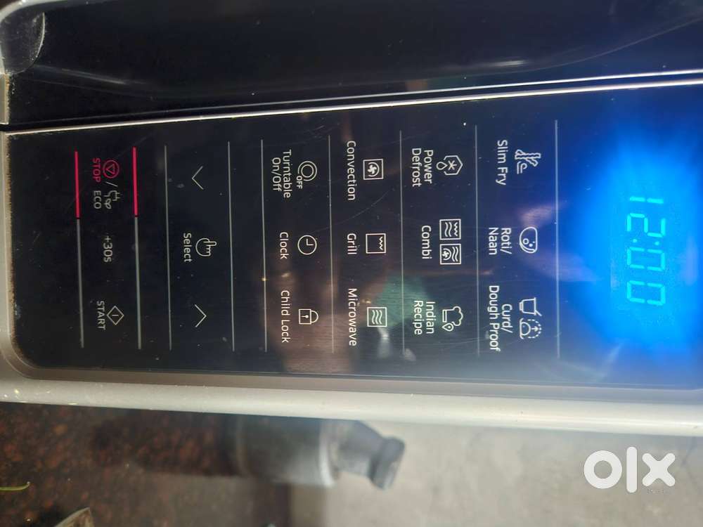 Microwave Oven - Samsung - Almost unused