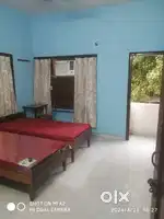 2 SEATER boys pg sector 21 D with food attached bathroom