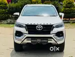 Toyota Fortuner 4X4 MT 2.8 Diesel, 2023, Diesel
