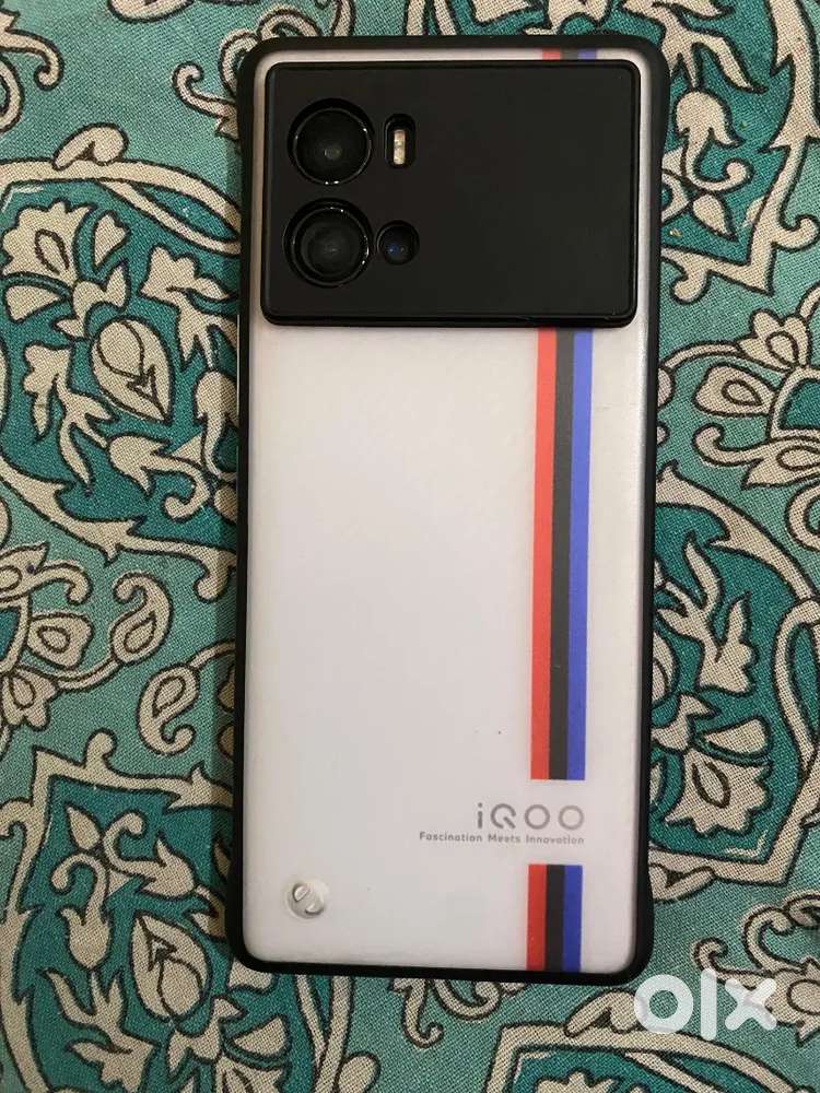 IQOO 9 Pro legend 12/256gb