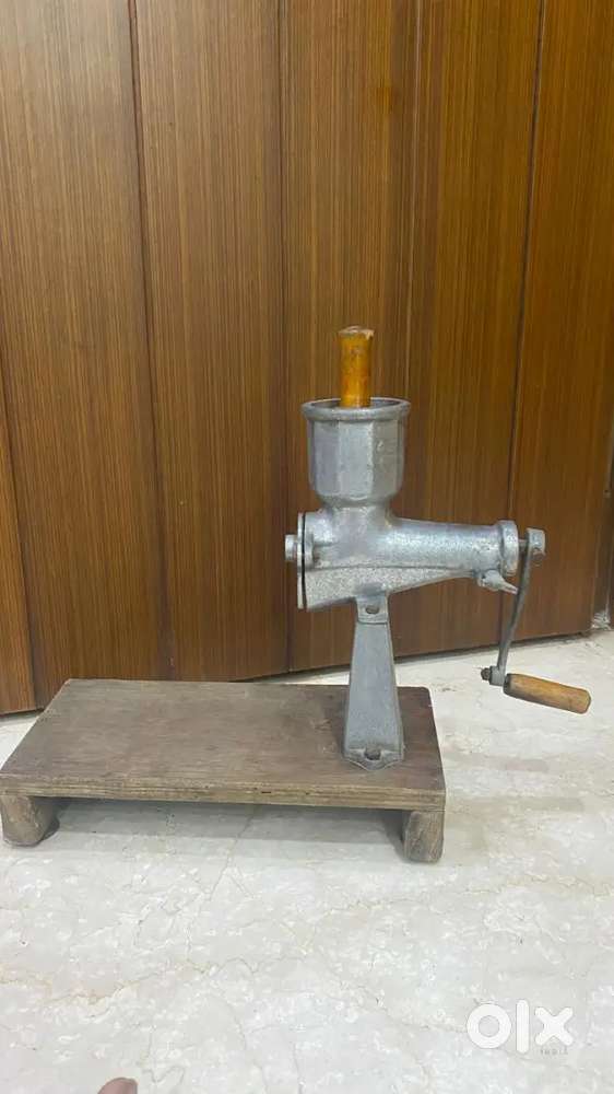 HANDPRESS JUICER