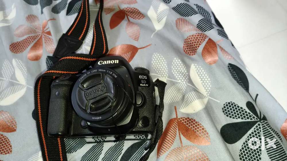 Canon 5d mark 4       good condition