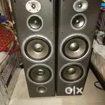 JBL E100 Tower speaker