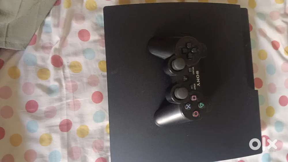 Sony PlayStation 3 (500 GB) + 9 Original Games – Excellent Condition