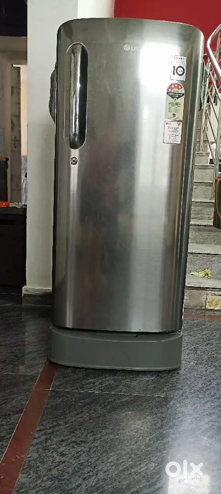 Good condition fridge for sale