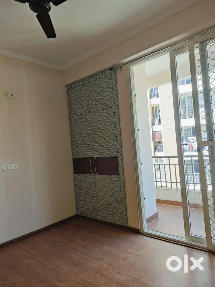 Semi furnished flat