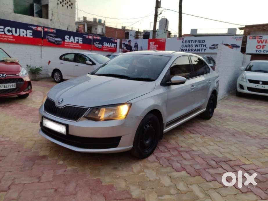 Skoda Rapid 1.0 TSI Active, 2021, Petrol