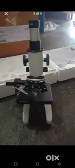 Microscope