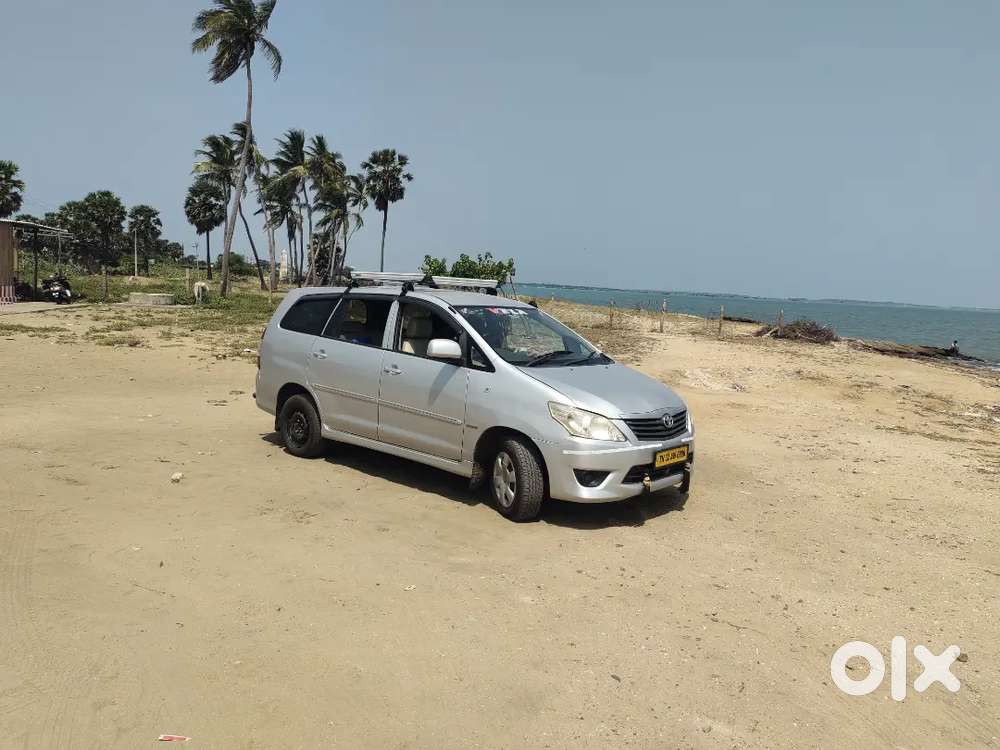Toyota Innova 2012 Diesel 435000 Km Driven