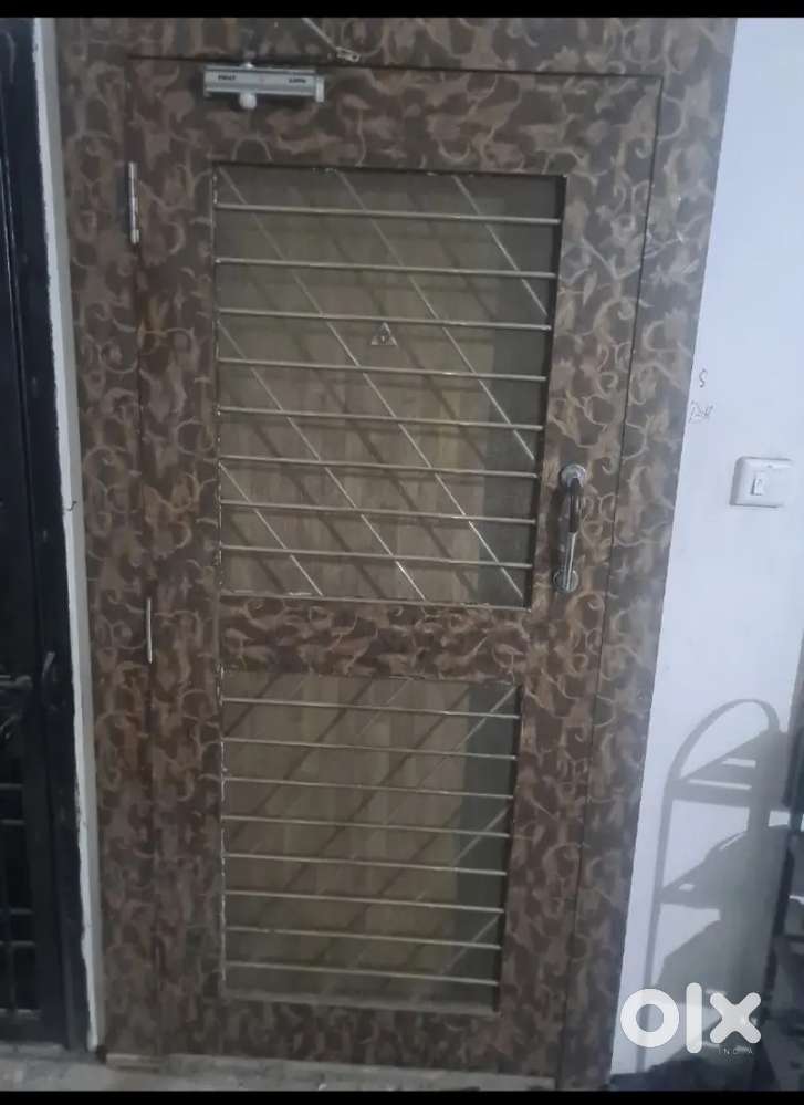 3 Bhk Furnished Flat For sale in middle of the city