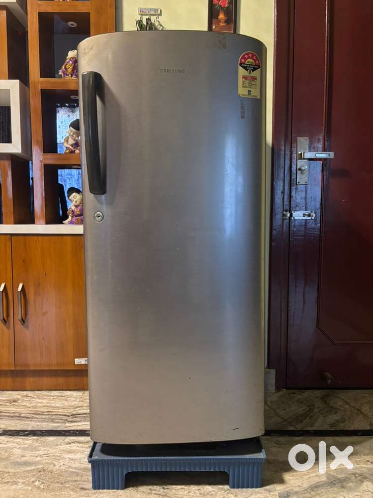 Samsung 192 ltr 5 star with stand