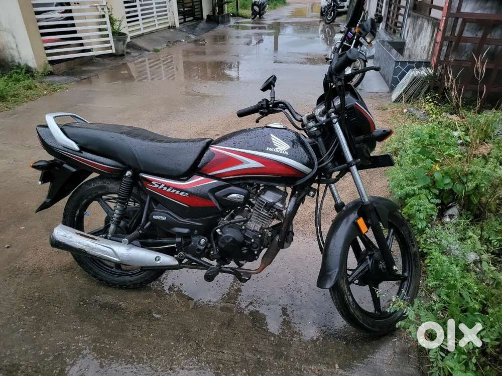 Honda shine 100  full insurance  arjant sell New  condition