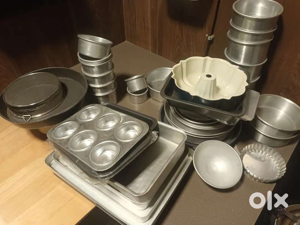 Baking tins