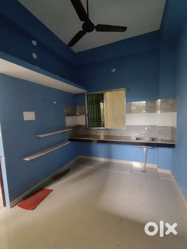 Room for Rent – Only for Male Working Bachelor in Gola Road