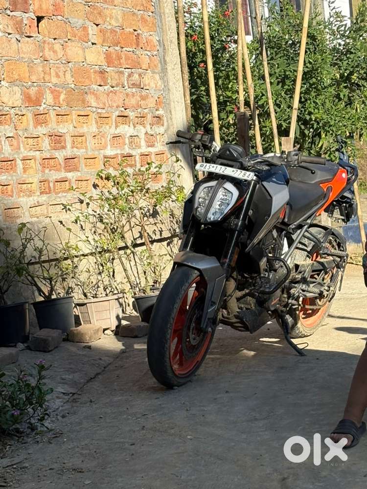 Ktm duke 200