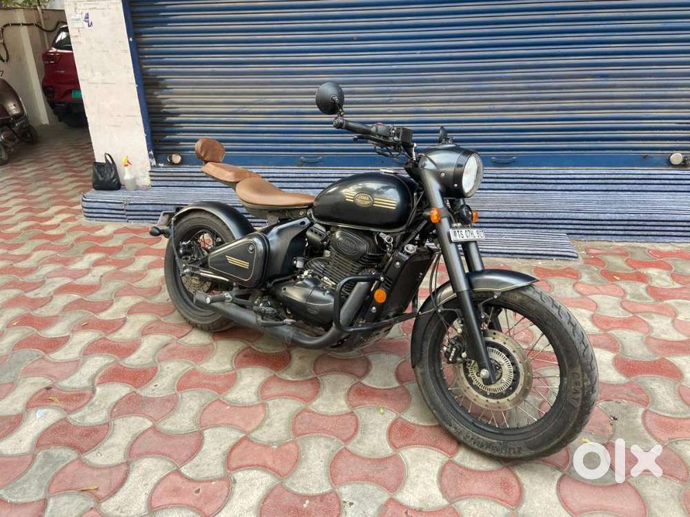 Jawa Perak ( Less Driven)